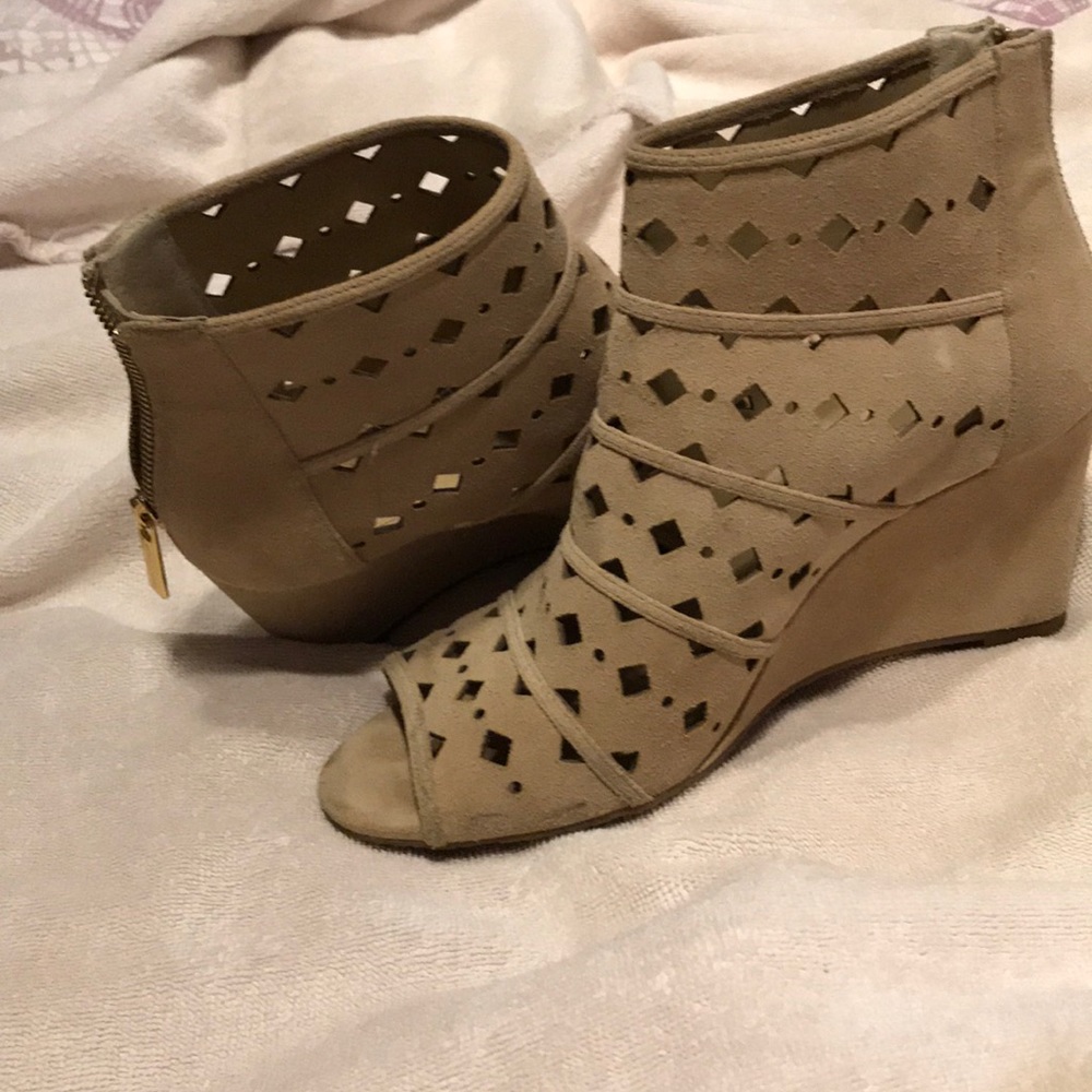 Micheal Kors wedge heels